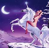nakedlindsaylohanridingthings:Naked Lindsay Lohan Riding a Unicorn.