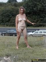 nude-in-public-amateur-exhibitionist006