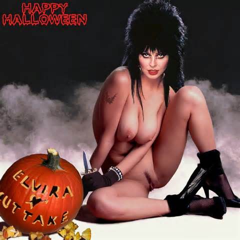 Elvira, Mistress of the Dark -ELVIRA - 47.jpg