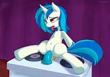 ... Friendship Magic Little Pony Vinyl Scratch Nude and Porn Pictures