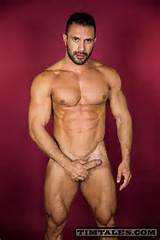 Flex-Xtremmo-Gay-Porn-Star-Muscle-Bodybuilder-Naked-7.jpg