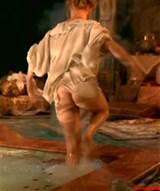 Katherine Heigl Shows Nude Hot Ass in Prince Valiant Movie!