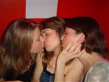 Amateur Girls Kiss - 04 - 1852292693.jpg