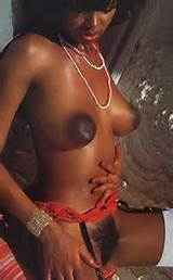 Retro Ebony With Great Tits - 2.jpg