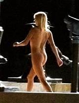 Anna Faris walking around completely nude