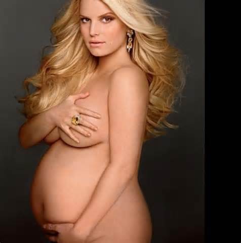 Jessica Simpson Pregnant Covering Boob - JessicaSimpson.JPG