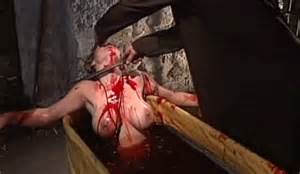 Bloodbath porn image from the subreddit KillingWomen